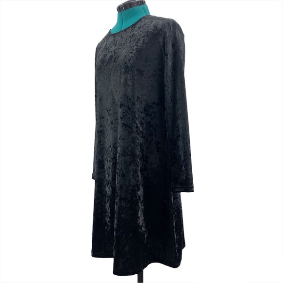 Tahari NWT Black Long Sleeve Crushed Velvet A-Line Shift Dress, Small - Picture 3 of 16
